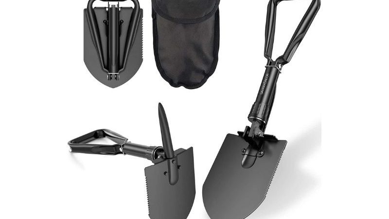 Things to Know and How to Choose a Compact Camping Shovel?