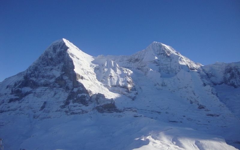  conquer Switzerland's Jungfrau Peak 